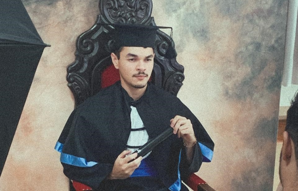 Vestido de beca em formatura